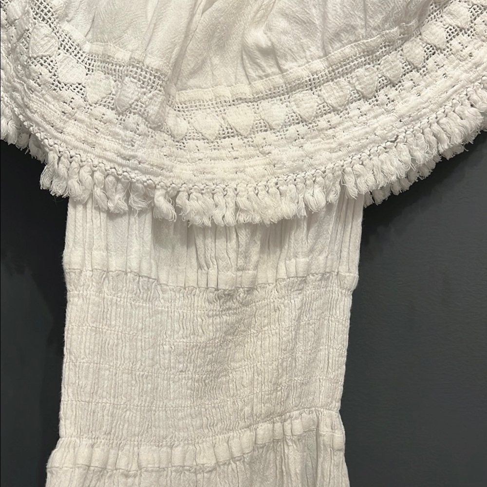 Off-Shoulder Cotton Dress - Picture 7 of 8